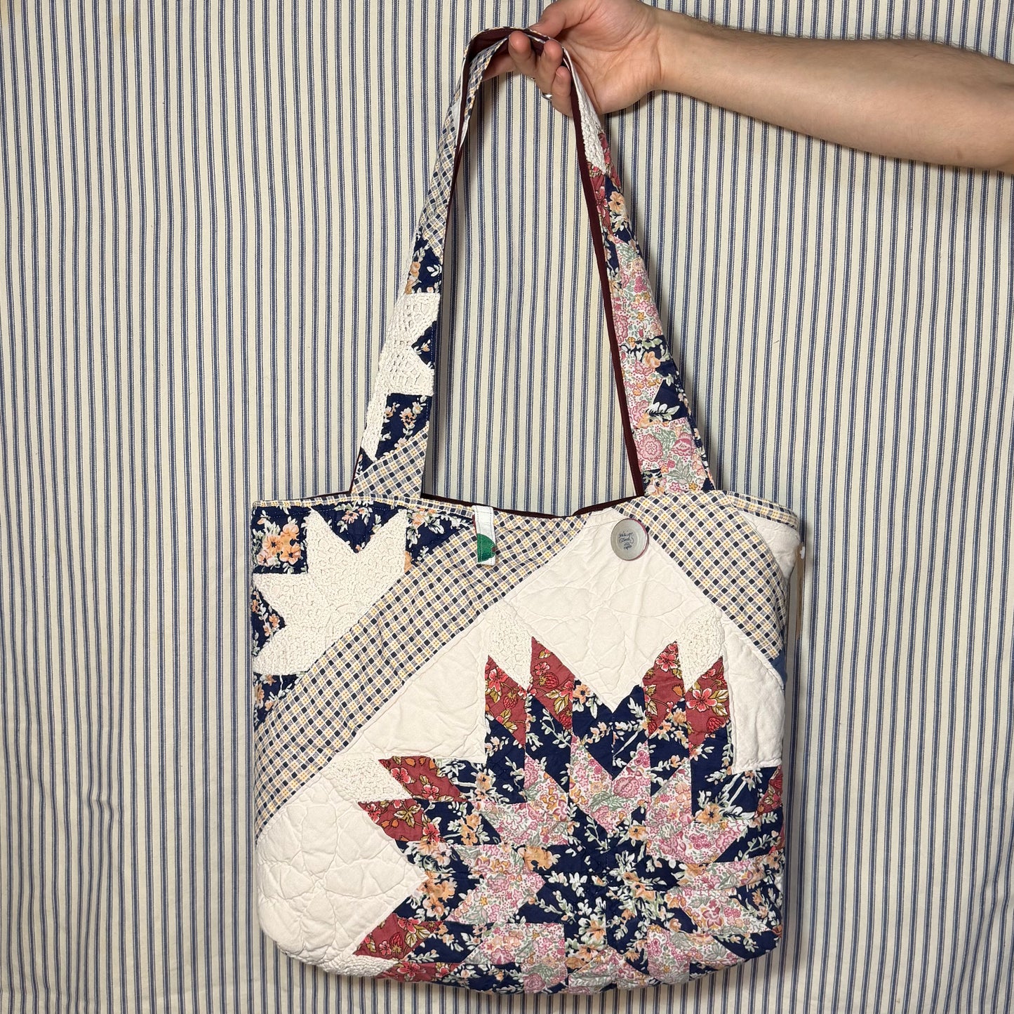 Classic Floral Star Quilted Market Bag