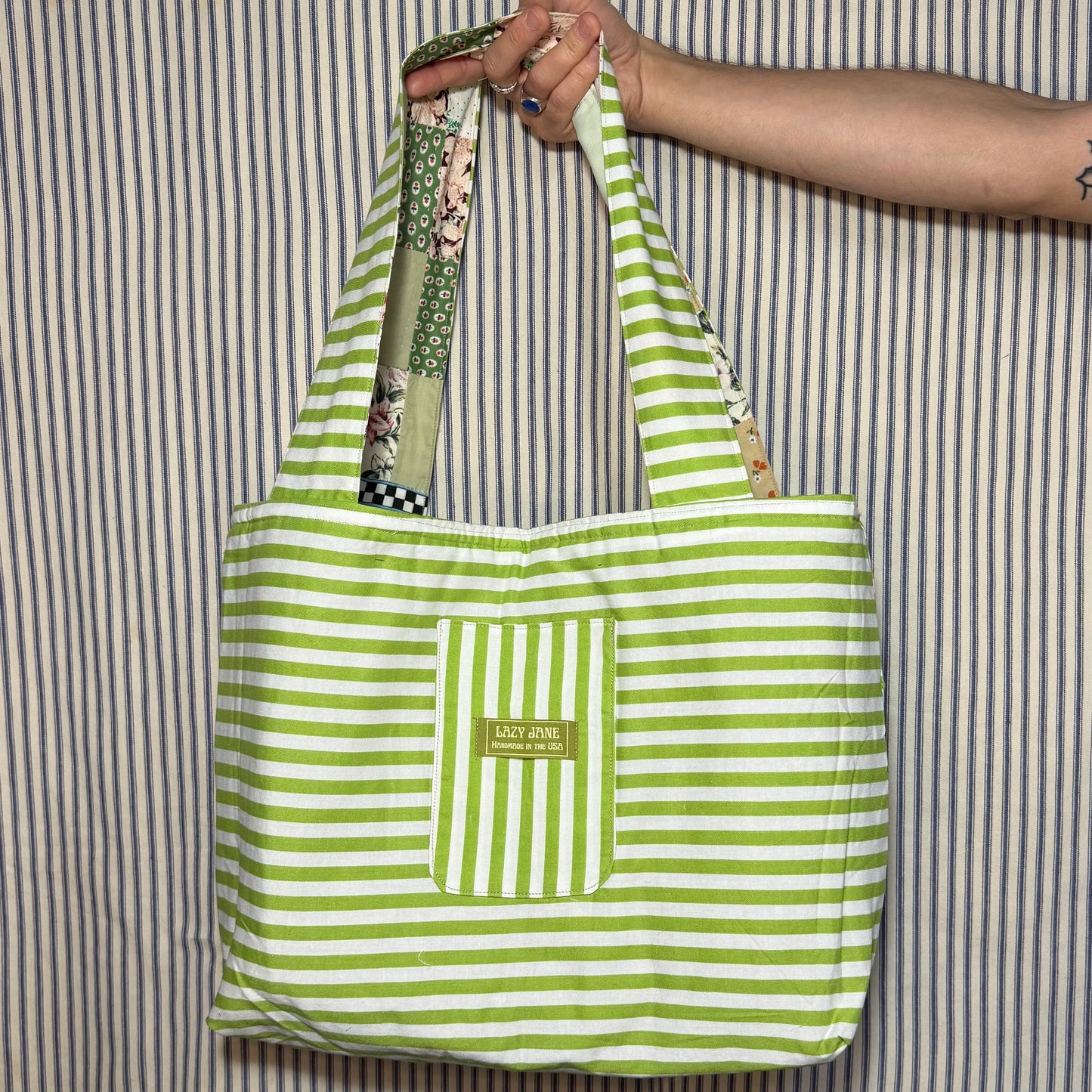 Checkered Floral Quilted Market Bag